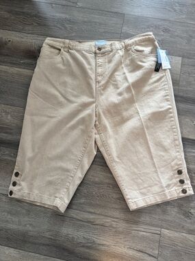 NWT Catherines Utility Capri Pants 20W Sensory Friendly Stretch Back